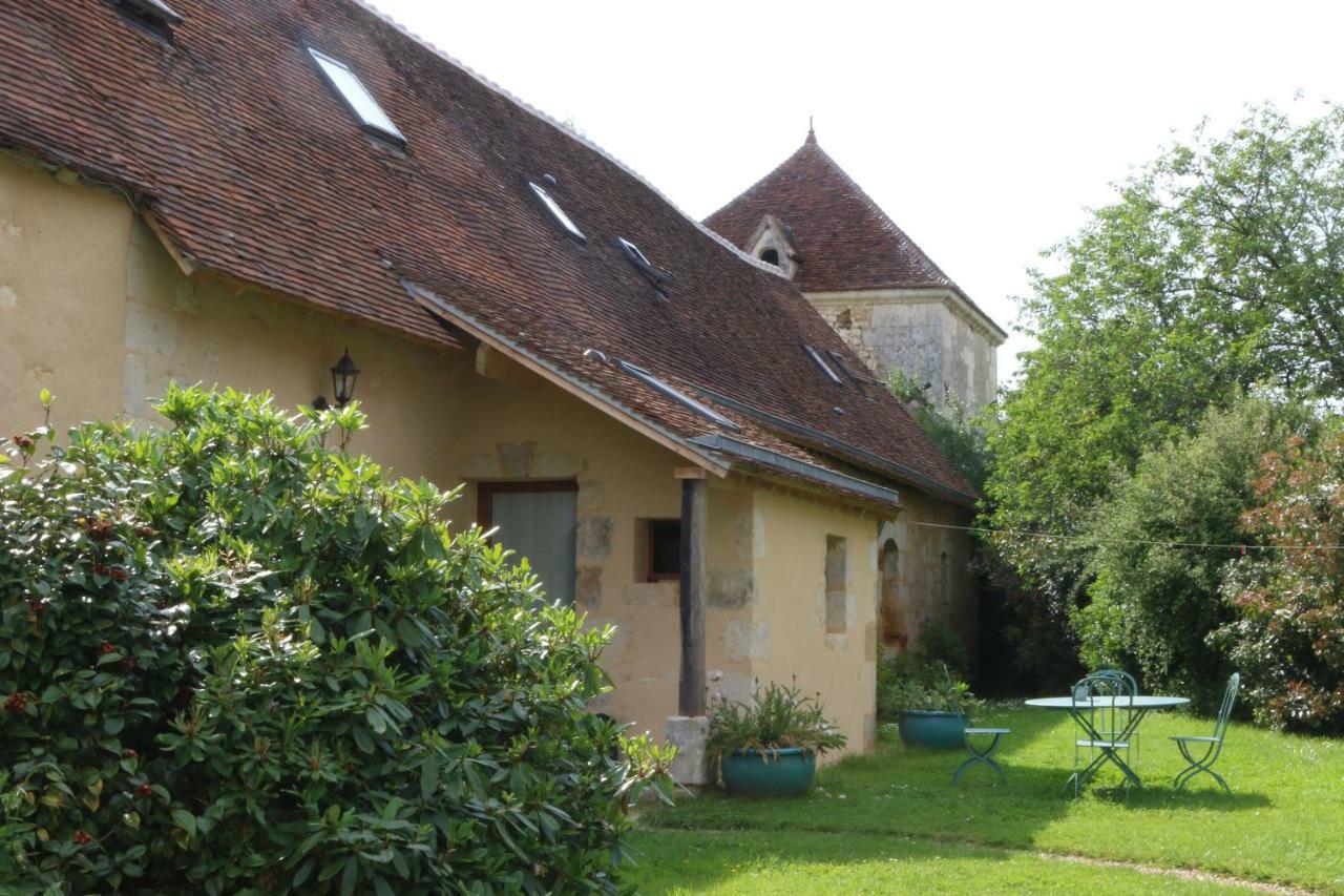 Le Bourgis Acomodação com café da manhã La Chapelle-Montligeon Exterior foto